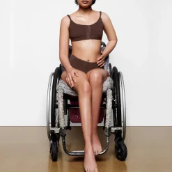 ADAPTIVE FITS EVERYBODY BOY SHORT |-Skims Best