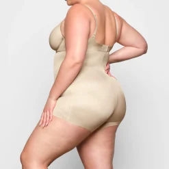 BARELY THERE HIGH-WAISTED SHORTIE |-Skims Sale