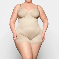 BARELY THERE HIGH-WAISTED SHORTIE |-Skims Sale