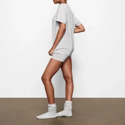 BOYFRIEND T-SHIRT | LIGHT HEATHER GREY-Skims Hot