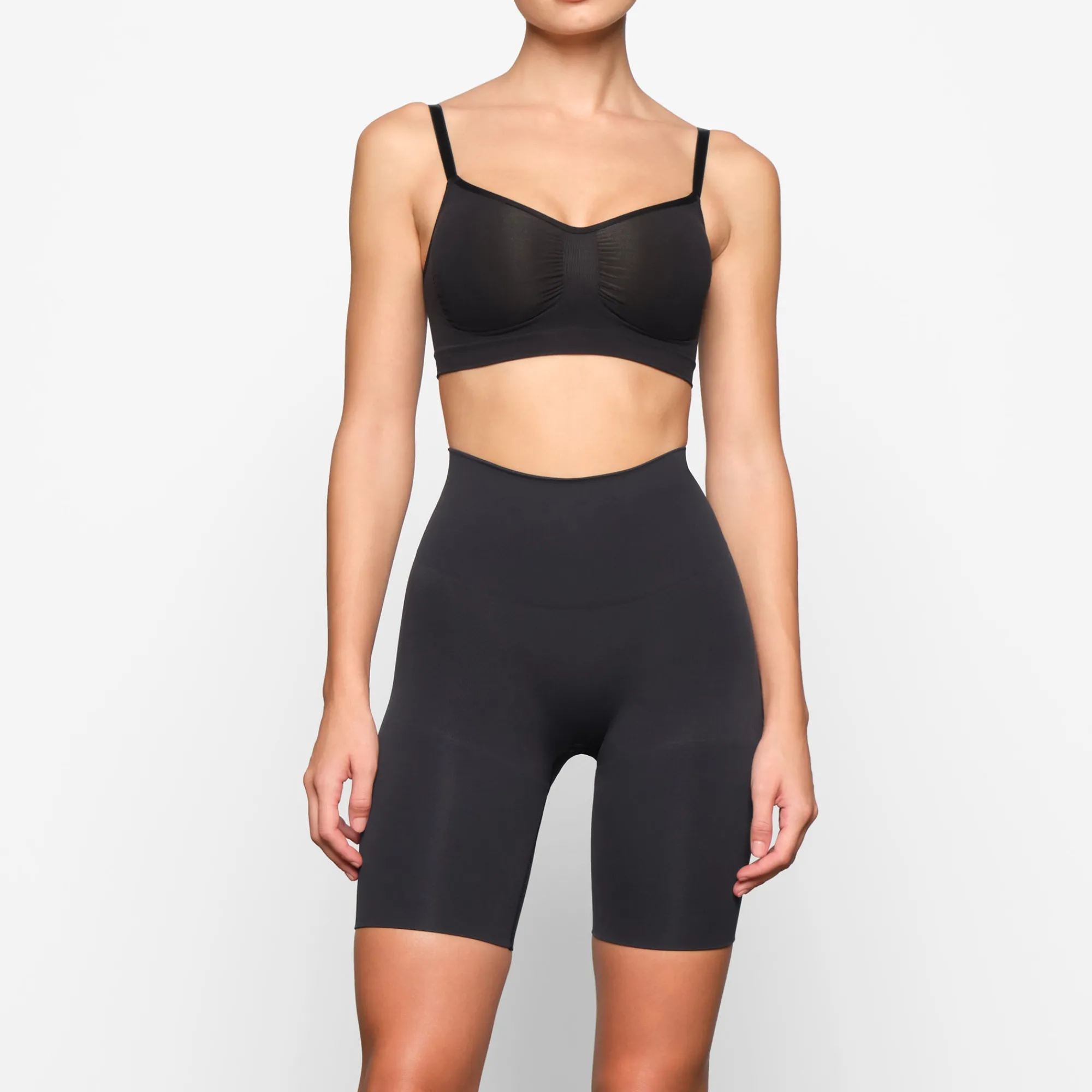 BUTT ENHANCING SHORT |-Skims Fashion