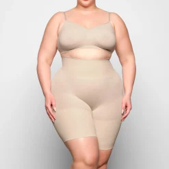 BUTT ENHANCING SHORT |-Skims Sale