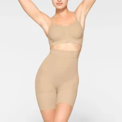 EVERYDAY SCULPT HIGH-WAISTED MID THIGH SHORT |-Skims New