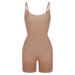 EVERYDAY SCULPT MID THIGH BODYSUIT |-Skims Hot