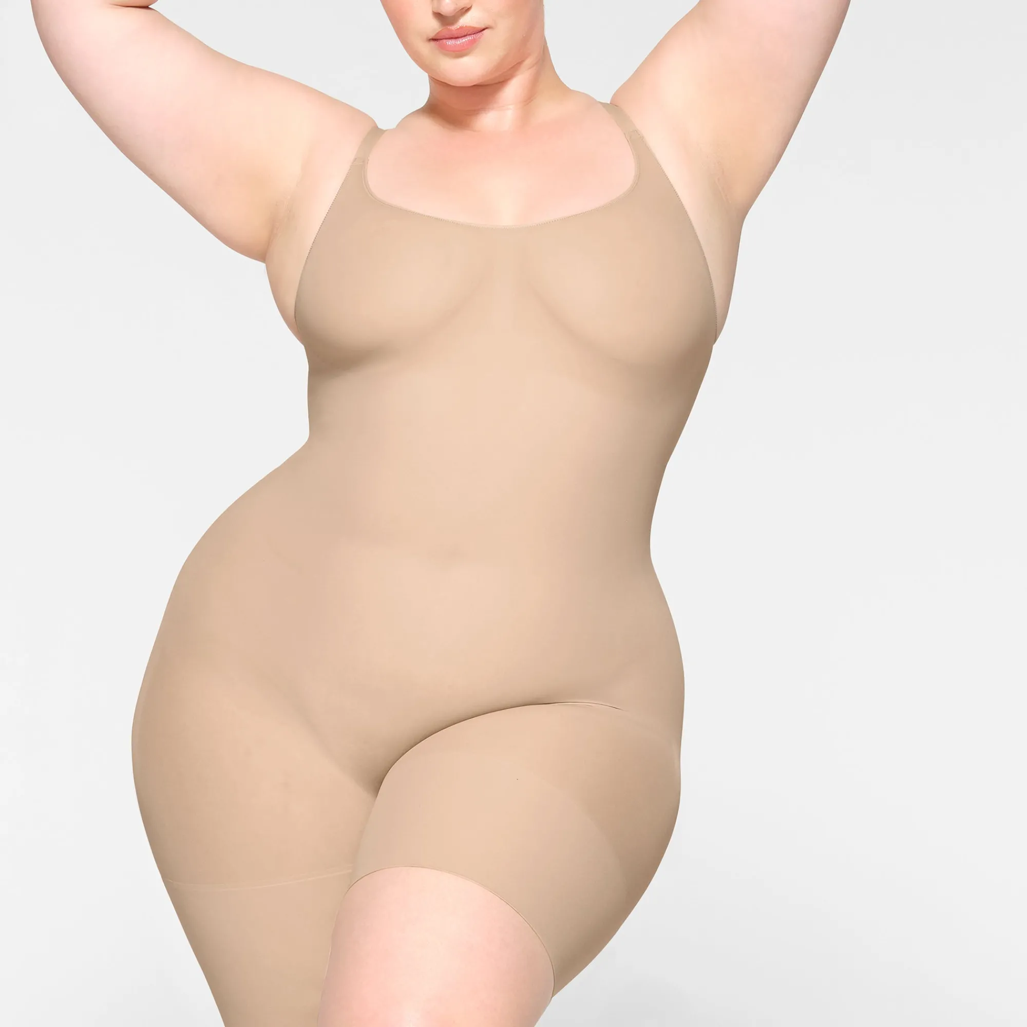 EVERYDAY SCULPT MID THIGH BODYSUIT |-Skims Clearance