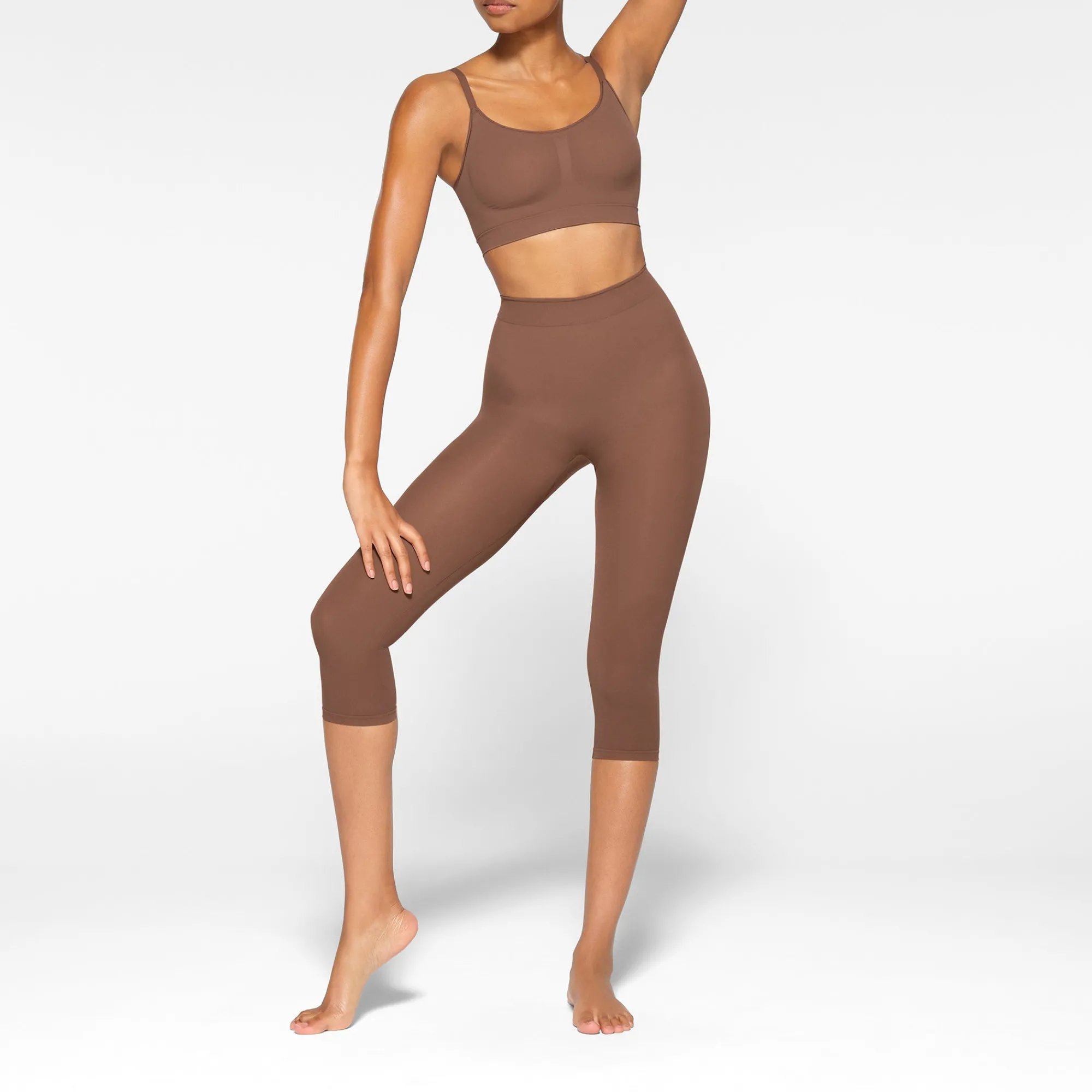 EVERYDAY SCULPT MID WAIST CAPRI |-Skims Online