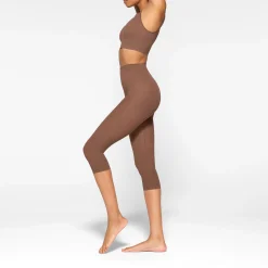 EVERYDAY SCULPT MID WAIST CAPRI |-Skims Online
