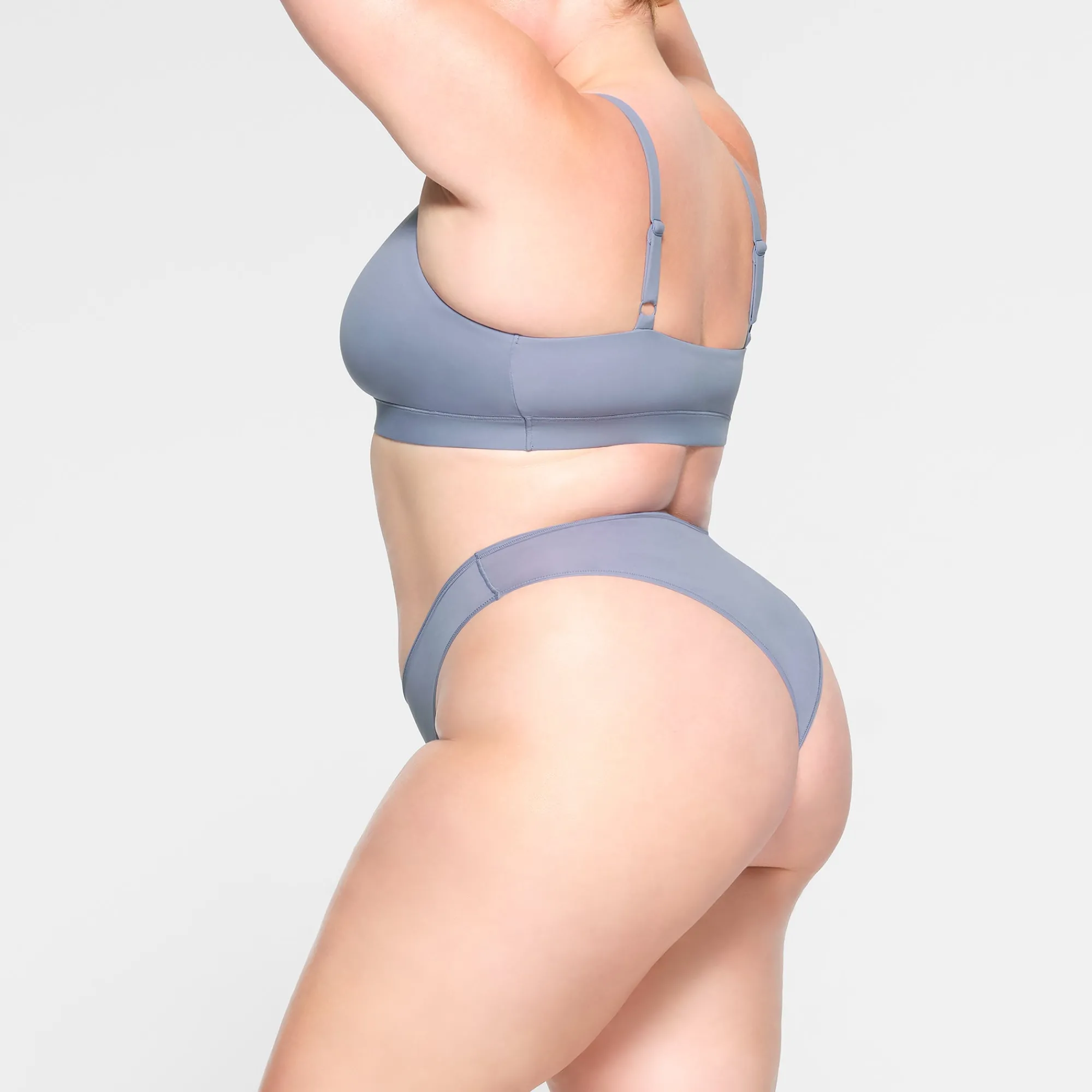 FITS EVERYBODY CHEEKY BRIEF |-Skims Hot