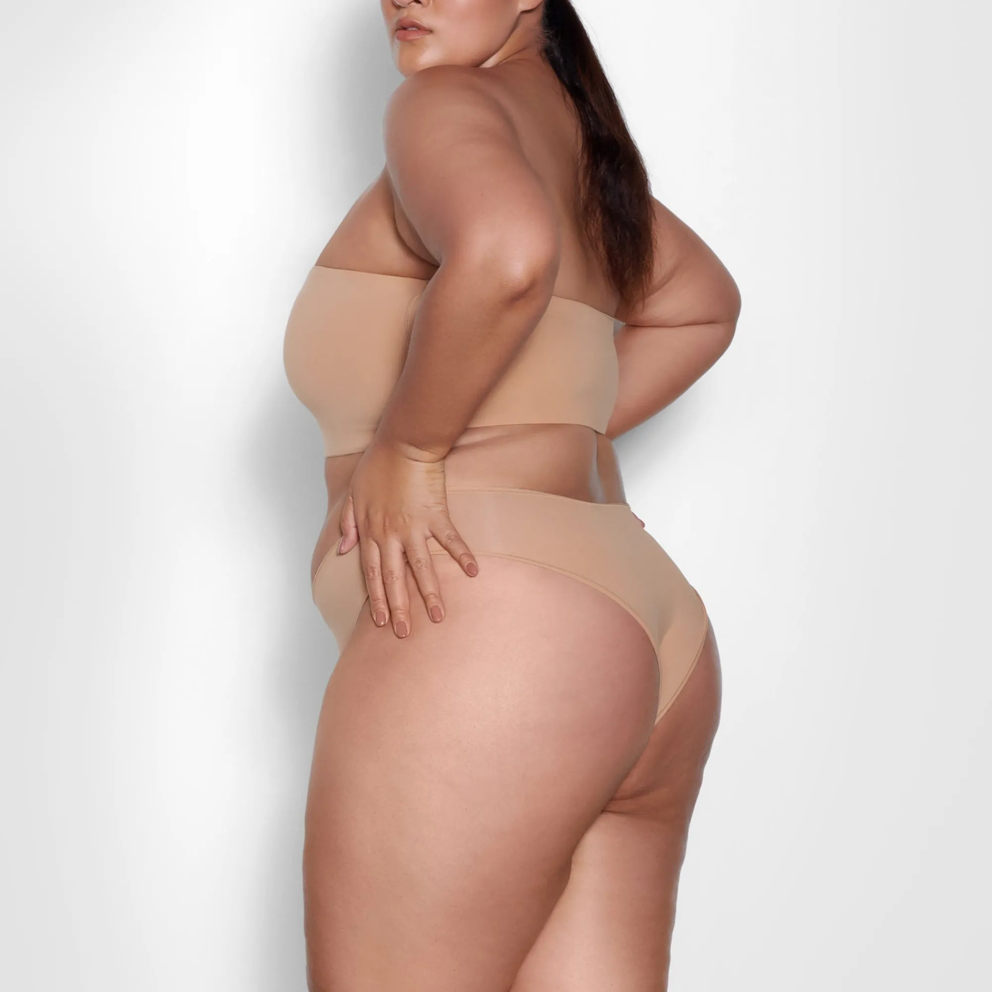 FITS EVERYBODY CHEEKY BRIEF |-Skims Online
