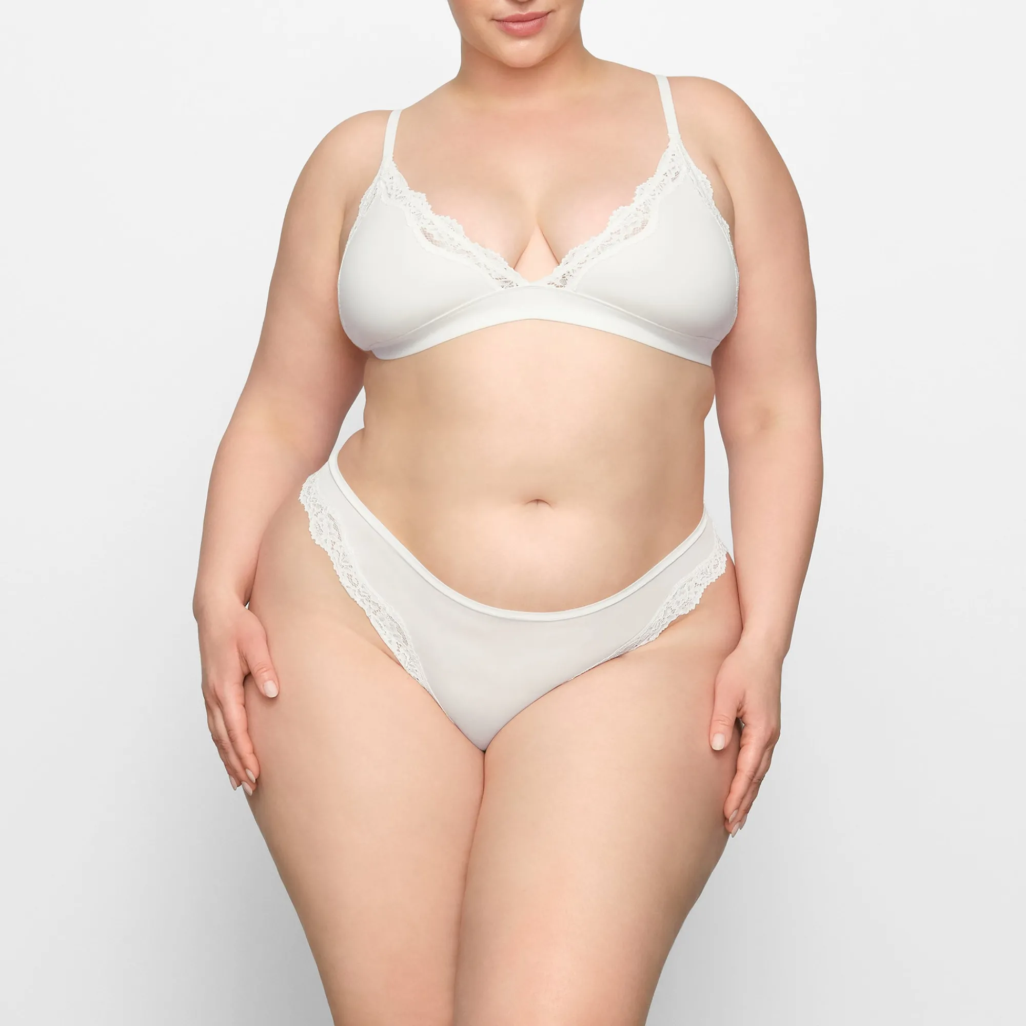 FITS EVERYBODY CORDED LACE TANGA |-Skims Online