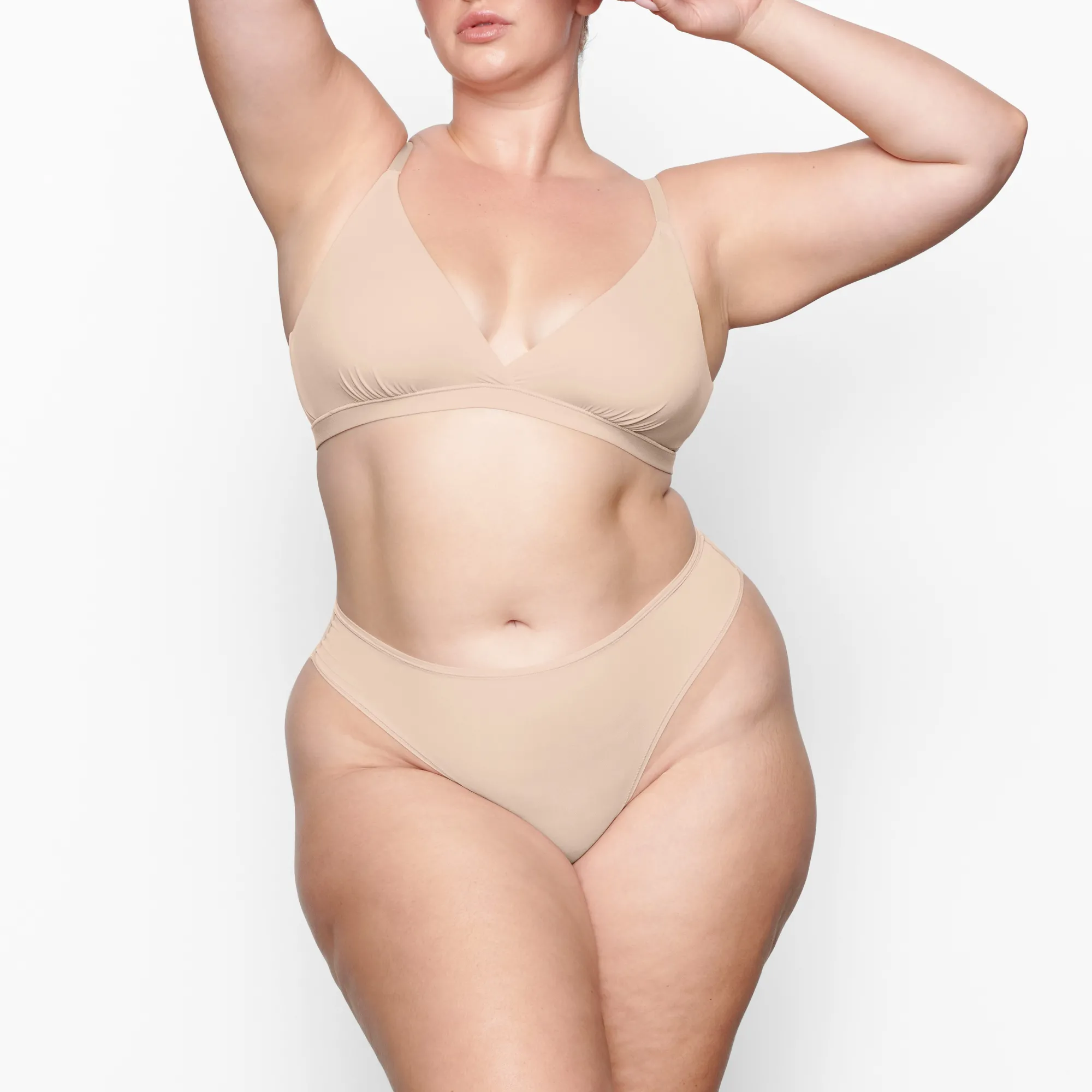 FITS EVERYBODY CROSSOVER BRALETTE |-Skims Outlet