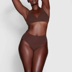 FITS EVERYBODY FULL BRIEF |-Skims Hot