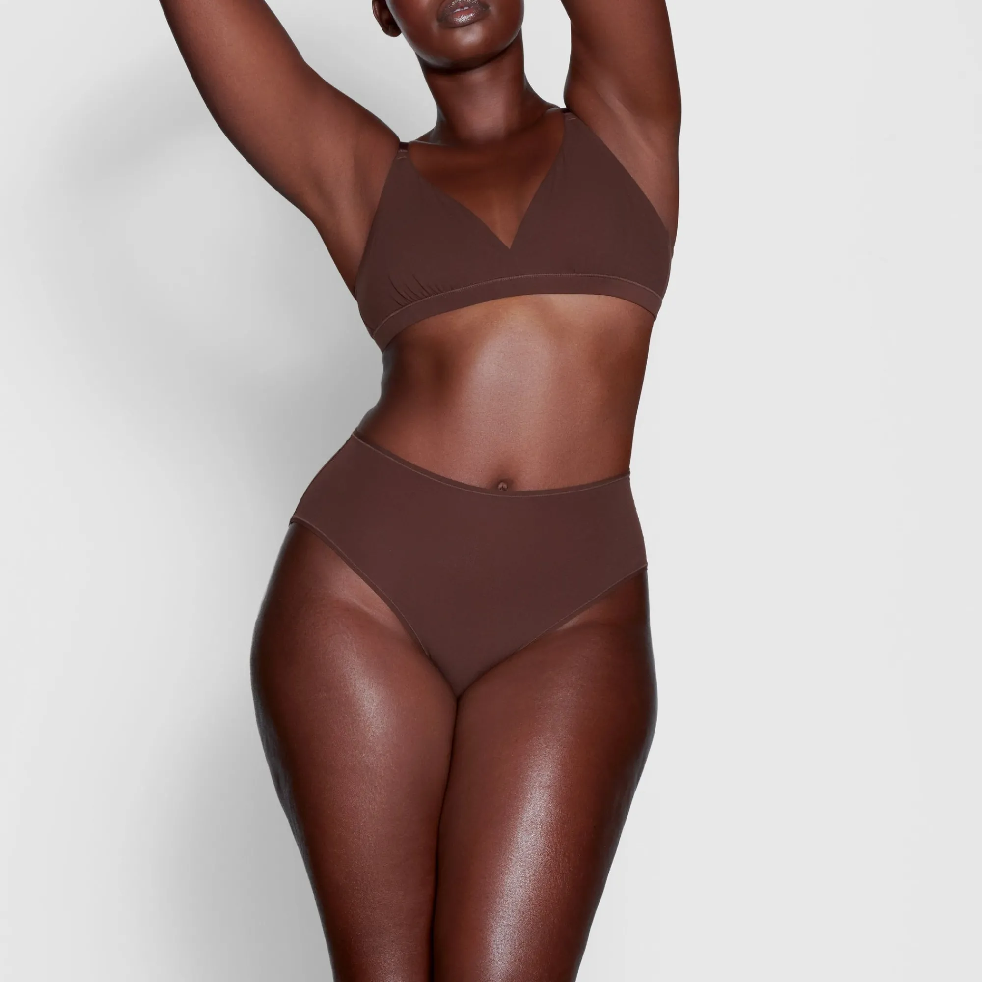 FITS EVERYBODY FULL BRIEF |-Skims Hot