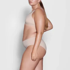 FITS EVERYBODY FULL BRIEF |-Skims New