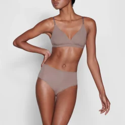 FITS EVERYBODY FULL BRIEF |-Skims Discount