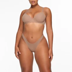 FITS EVERYBODY FULL COVERAGE BRA |-Skims Hot