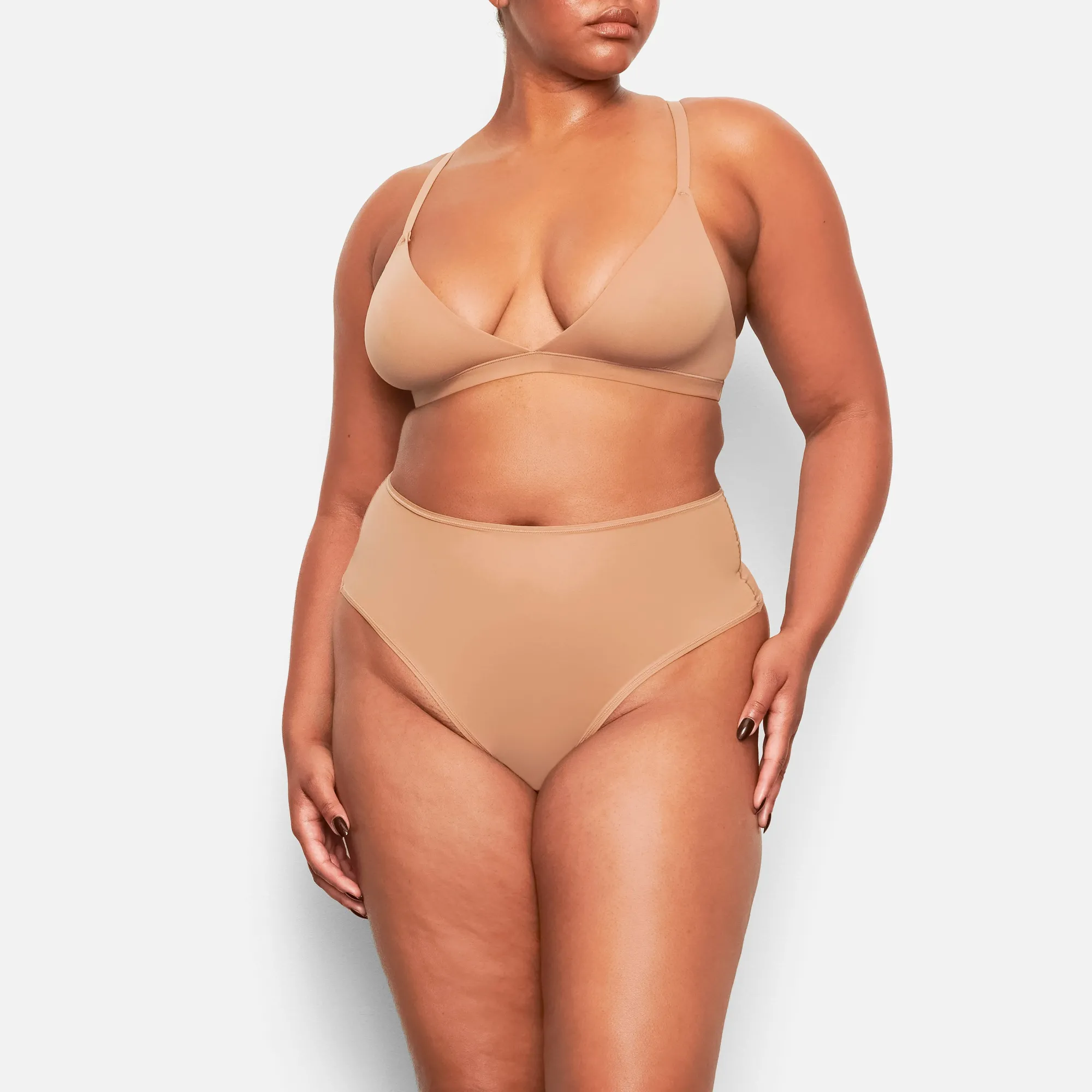 FITS EVERYBODY HIGH-WAISTED THONG |-Skims Best