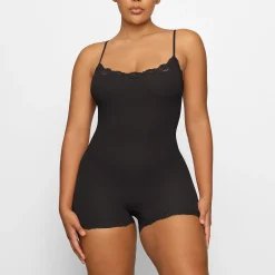 FITS EVERYBODY LACE ONESIE |-Skims Best