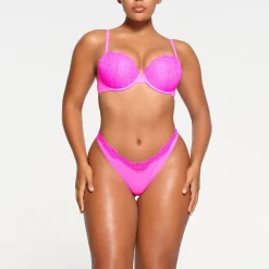 FITS EVERYBODY LACE PUSH-UP BRA | NEON PINK-Skims Outlet