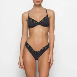 FITS EVERYBODY LACE UNLINED SCOOP BRA |-Skims Fashion
