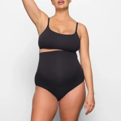FITS EVERYBODY MATERNITY HIGH-WAISTED BRIEF |-Skims Hot