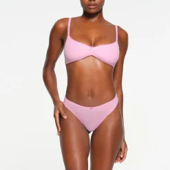 FITS EVERYBODY PICOT TRIM SKIMPY SCOOP BRALETTE | BUBBLE GUM-Skims Best