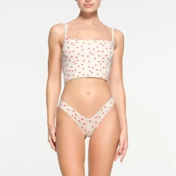 FITS EVERYBODY PICOT TRIM CROPPED CAMI | RUBY HEART PRINT-Skims Hot