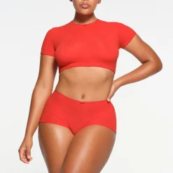 FITS EVERYBODY PICOT TRIM SUPER CROPPED T-SHIRT |-Skims New