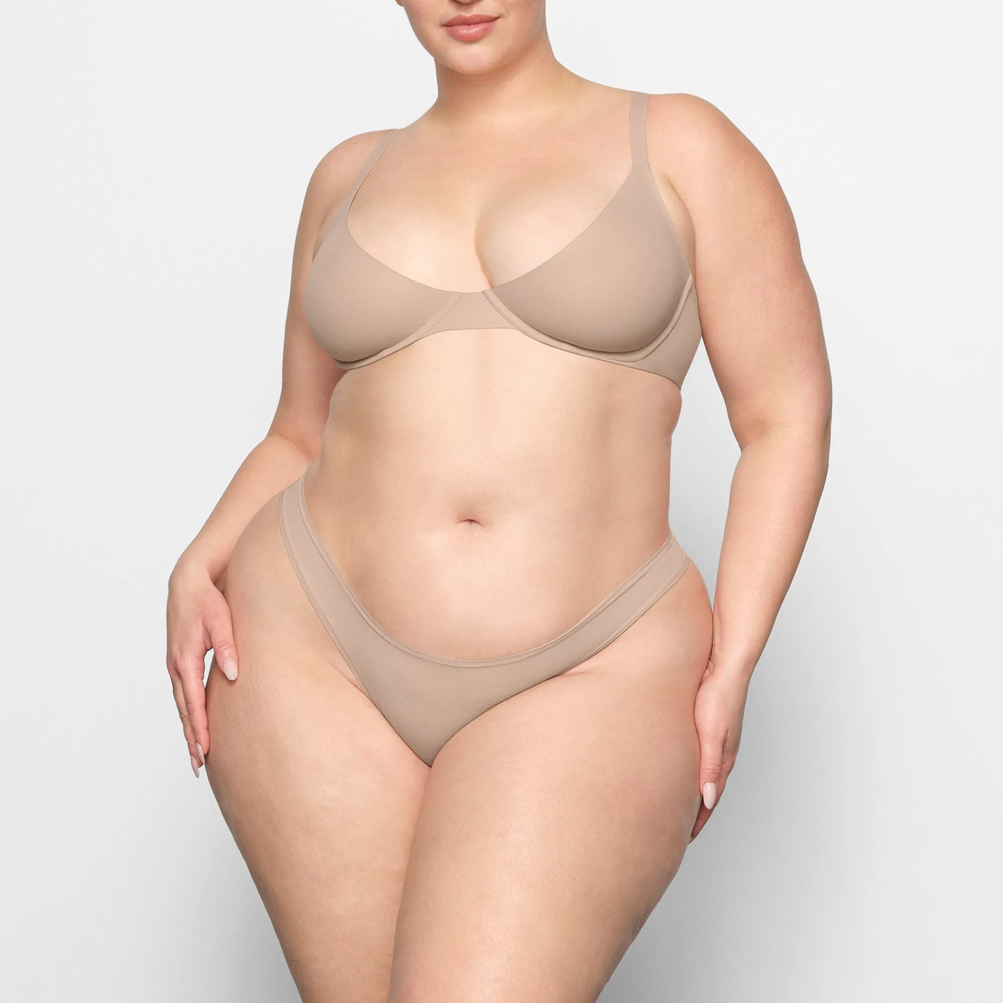 FITS EVERYBODY PLUNGE BRA |-Skims New