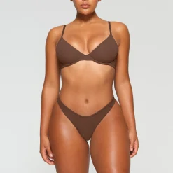 FITS EVERYBODY PLUNGE BRA |-Skims Online