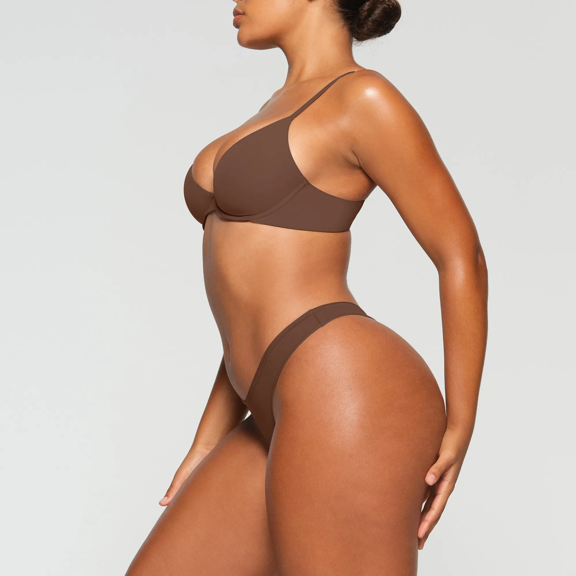FITS EVERYBODY PLUNGE BRA |-Skims Online