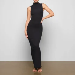 FITS EVERYBODY SLEEVELESS MOCK NECK DRESS |-Skims Clearance