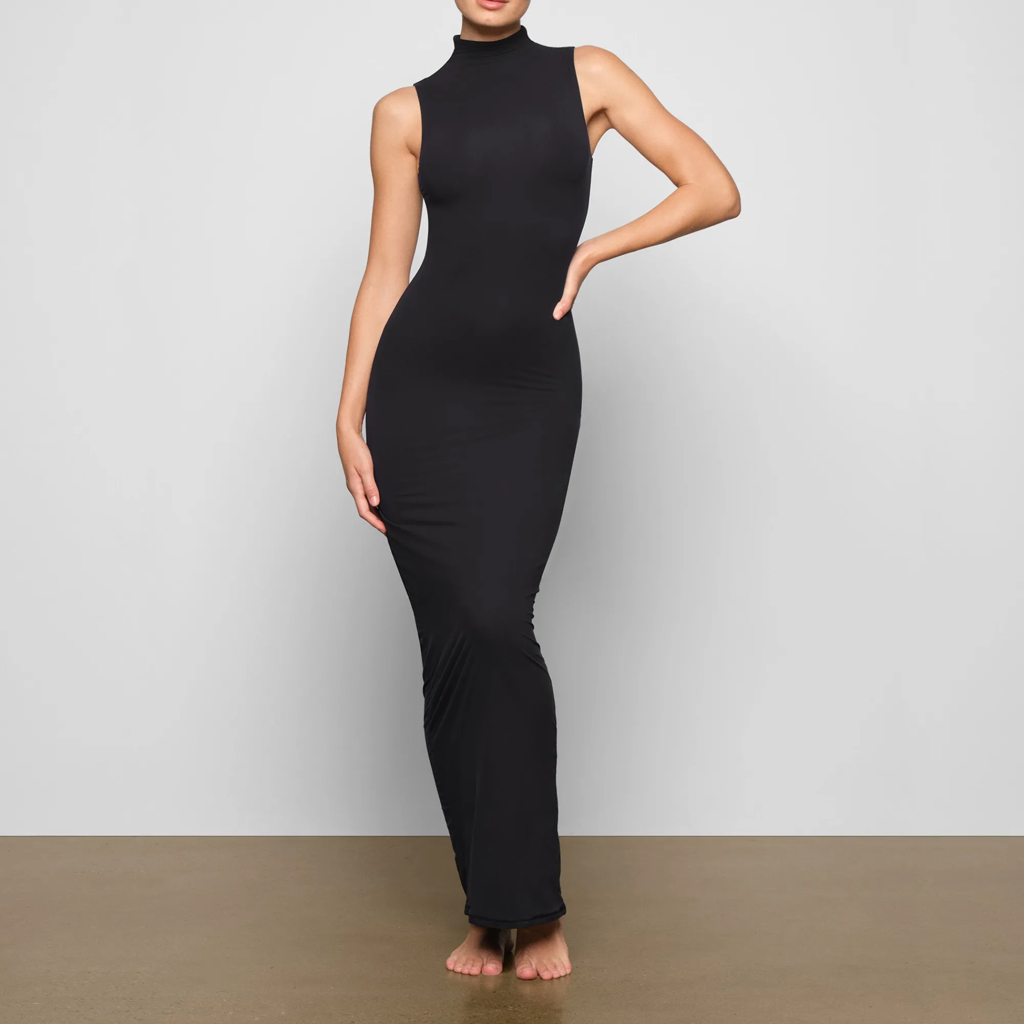 FITS EVERYBODY SLEEVELESS MOCK NECK DRESS |-Skims Clearance
