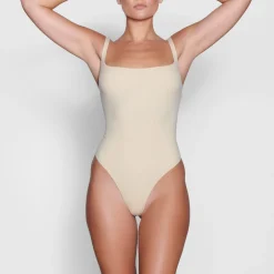 FITS EVERYBODY SQUARE NECK BODYSUIT |-Skims Hot
