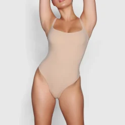 FITS EVERYBODY SQUARE NECK BODYSUIT |-Skims Clearance