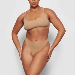 FITS EVERYBODY THONG |-Skims Clearance