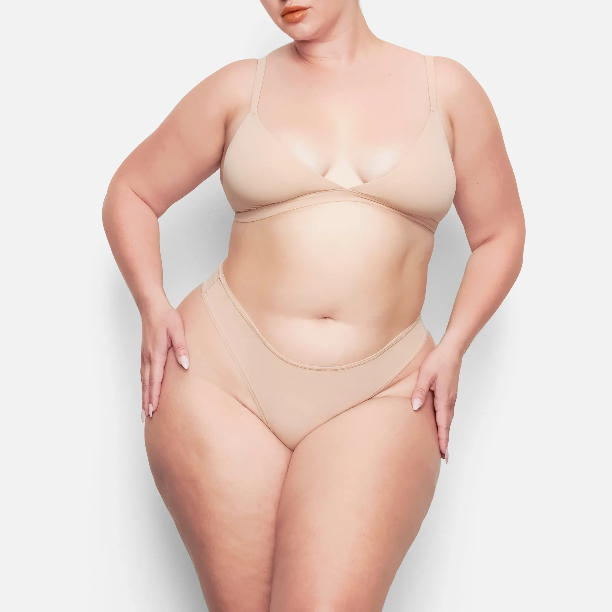 FITS EVERYBODY TRIANGLE BRALETTE |-Skims Discount