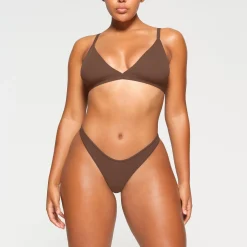 FITS EVERYBODY TRIANGLE BRALETTE |-Skims Outlet
