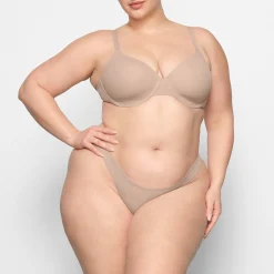 FITS EVERYBODY T-SHIRT BRA |-Skims Hot
