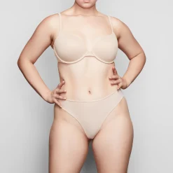 FITS EVERYBODY T-SHIRT PUSH UP BRA |-Skims New