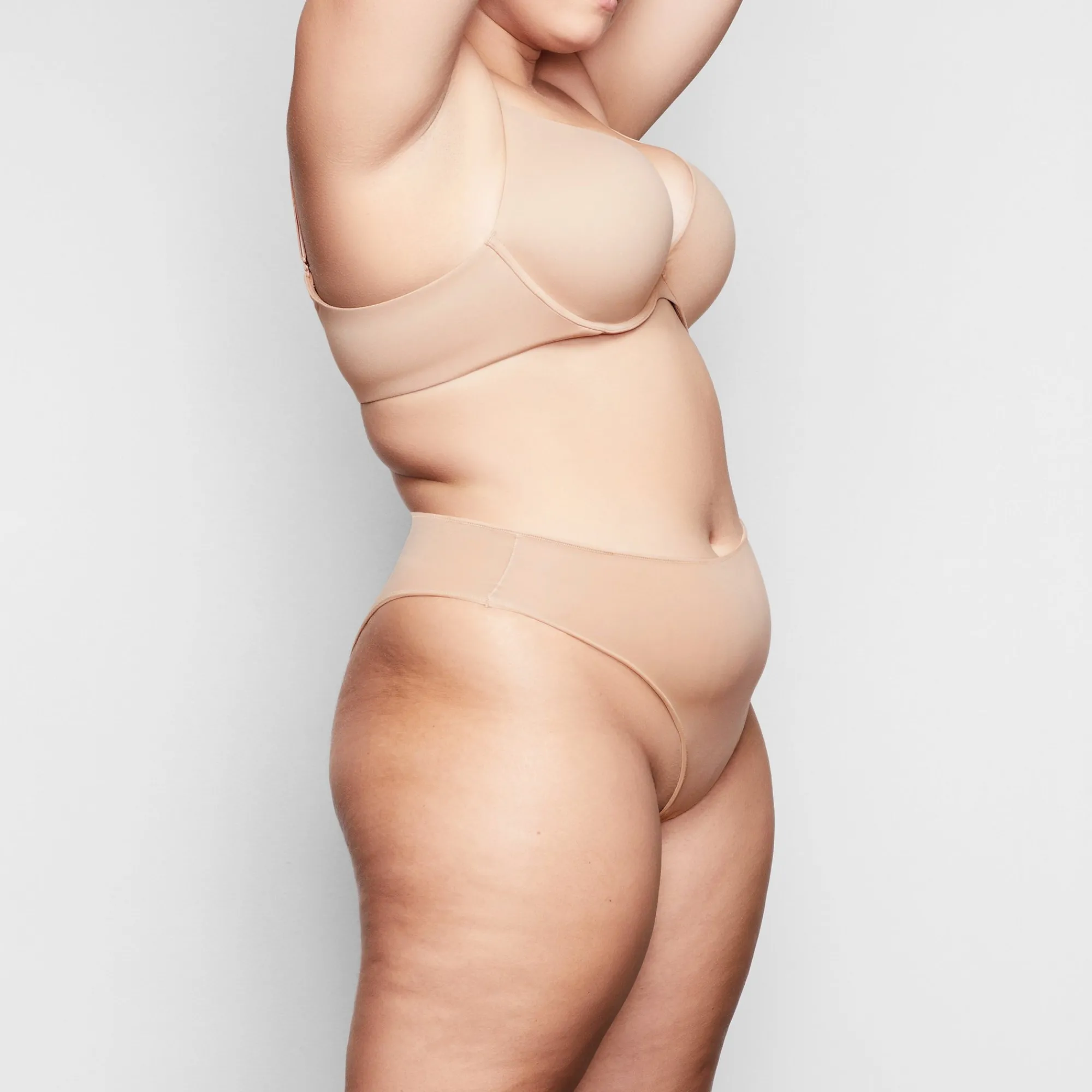 FITS EVERYBODY T-SHIRT PUSH UP BRA |-Skims Online