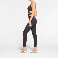 FITS EVERYBODY WRAP SUPER CROPPED TANK |-Skims Discount