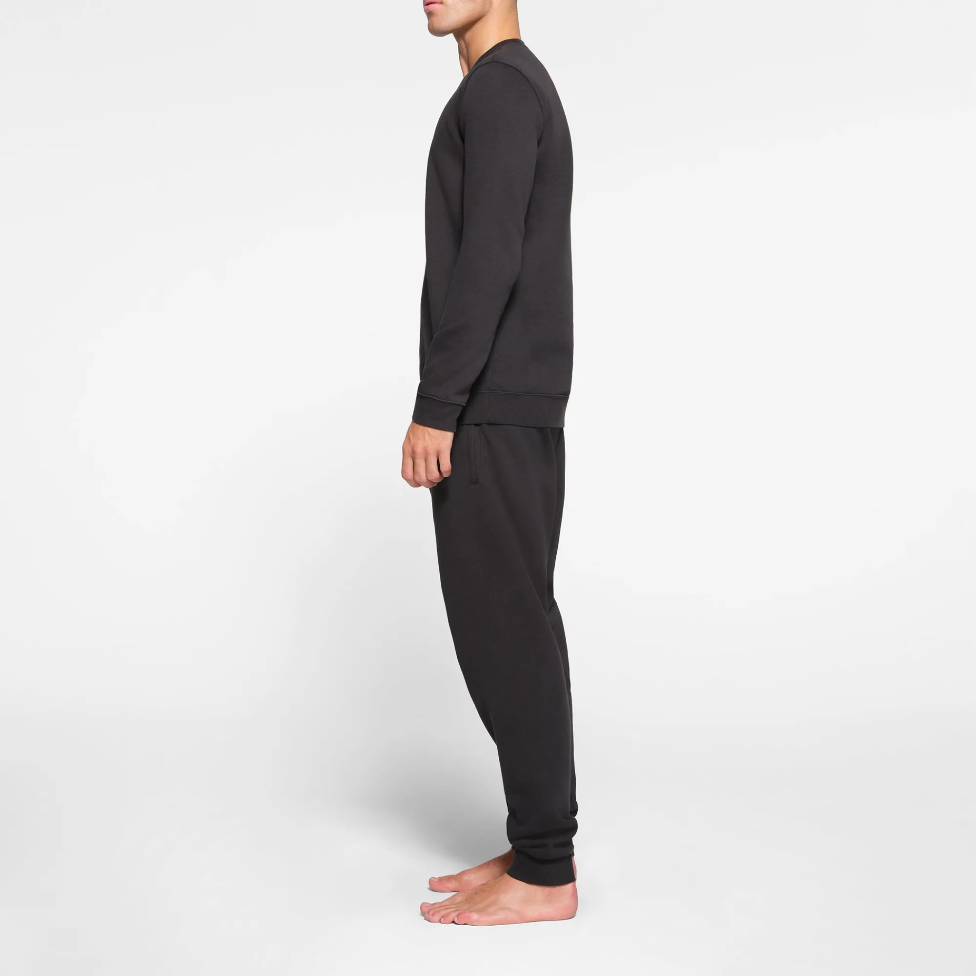 FLEECE LOUNGE MENS CREWNECK | WASHED ONYX-Skims Best