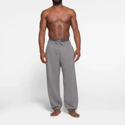 FLEECE LOUNGE MENS OVERSIZED JOGGER | DARK HEATHER GREY-Skims New