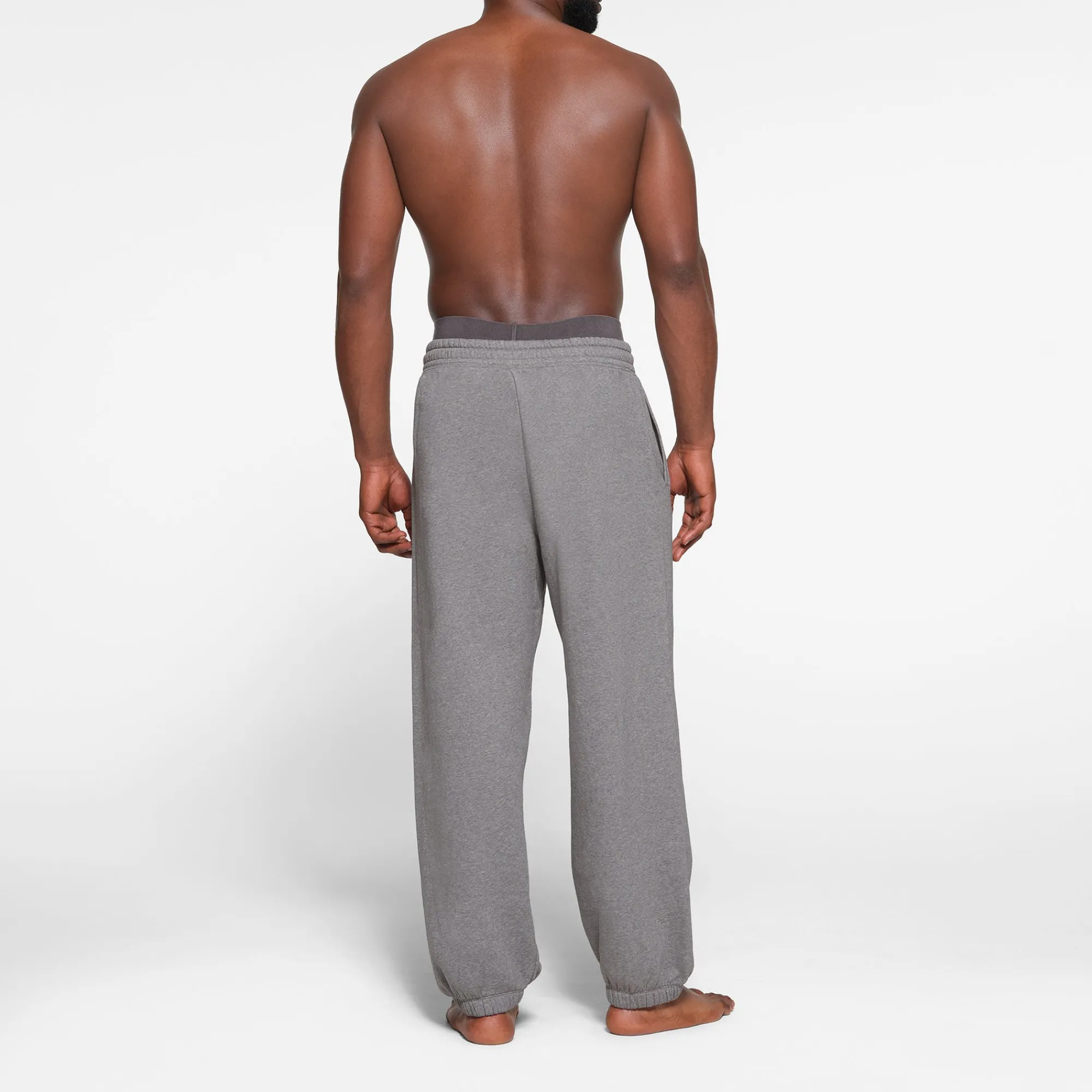 FLEECE LOUNGE MENS OVERSIZED JOGGER | DARK HEATHER GREY-Skims New