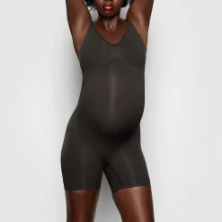 MATERNITY SCULPTING BODYSUIT MID THIGH |-Skims New