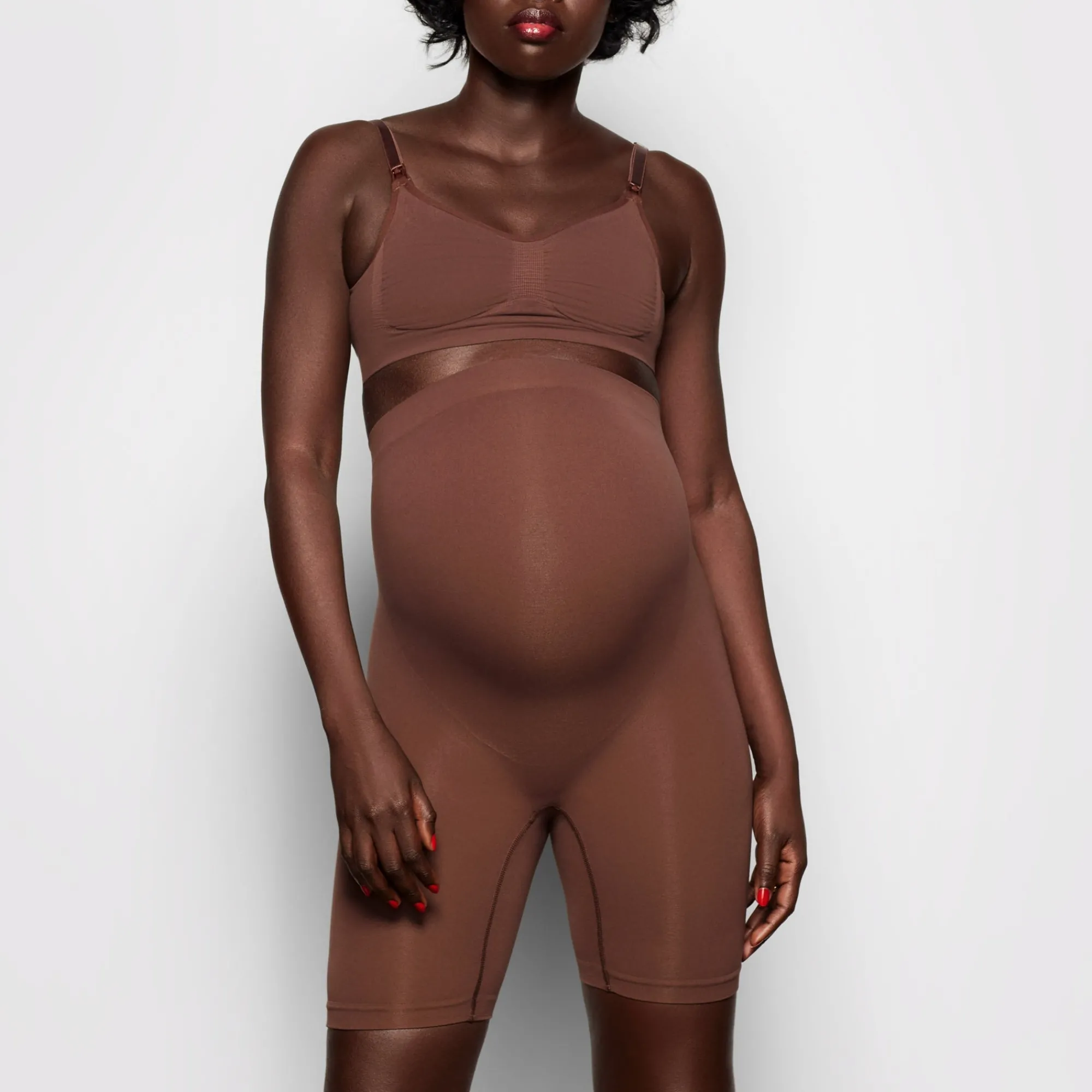 MATERNITY SCULPTING SHORT MID THIGH |-Skims Clearance