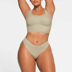 NAKED DIPPED THONG |-Skims Sale