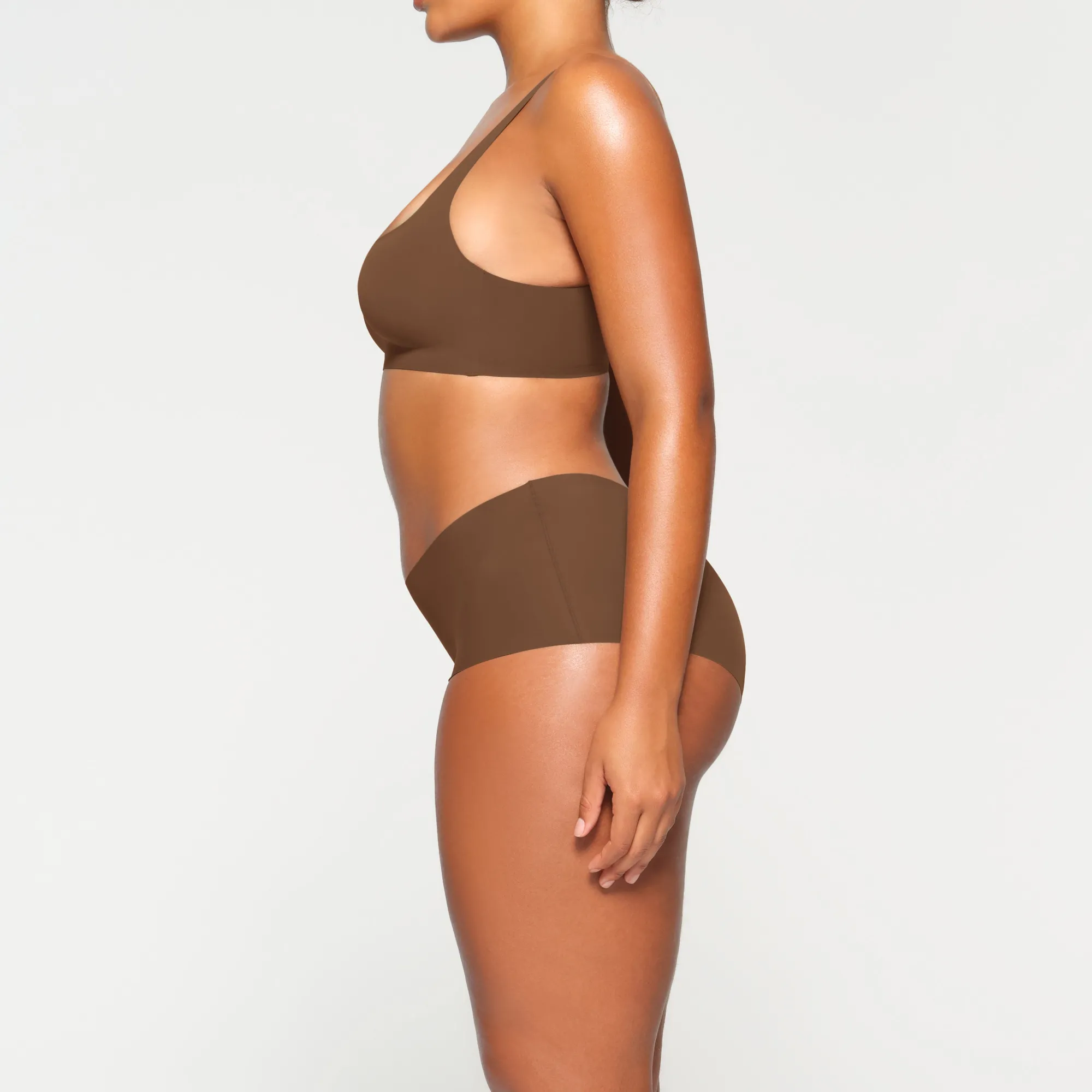 NAKED SCOOP BRALETTE |-Skims Hot