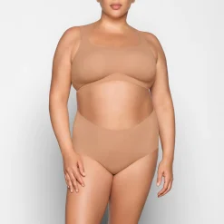 NAKED SCOOP BRALETTE |-Skims Best